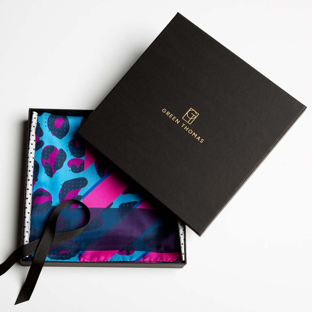 BIG CAT SILK SCARF BLACK OYSTER - GREEN THOMAS