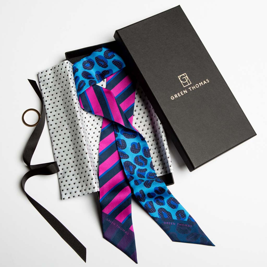 BIG CAT SILK RIBBON SCARF BLACK OYSTER - GREEN THOMAS