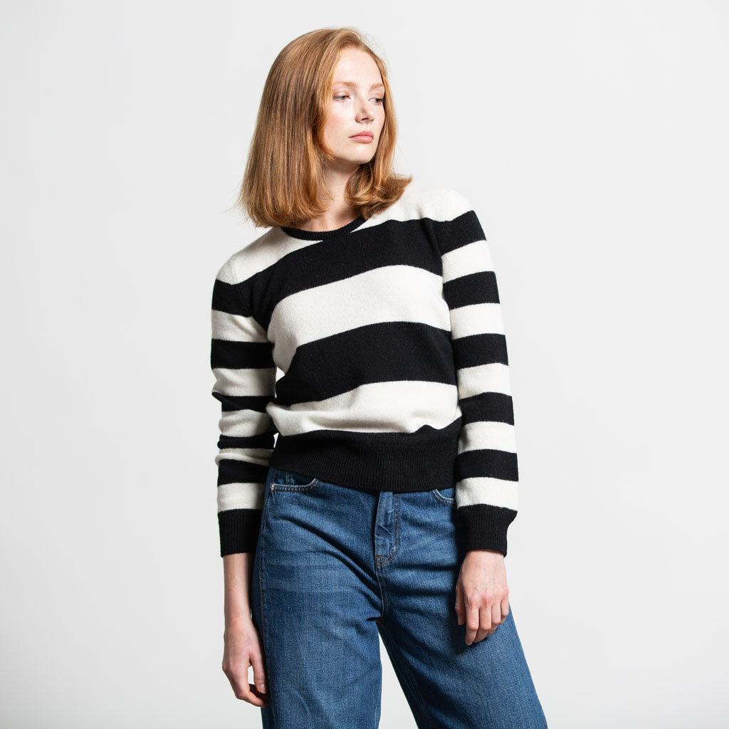 JUMPER BLACK WHITE STRIPE – GREEN THOMAS - Main Image