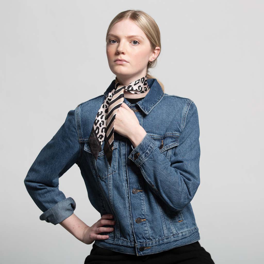 BIG CAT SILK RIBBON SCARF BLACK OYSTER - GREEN THOMAS